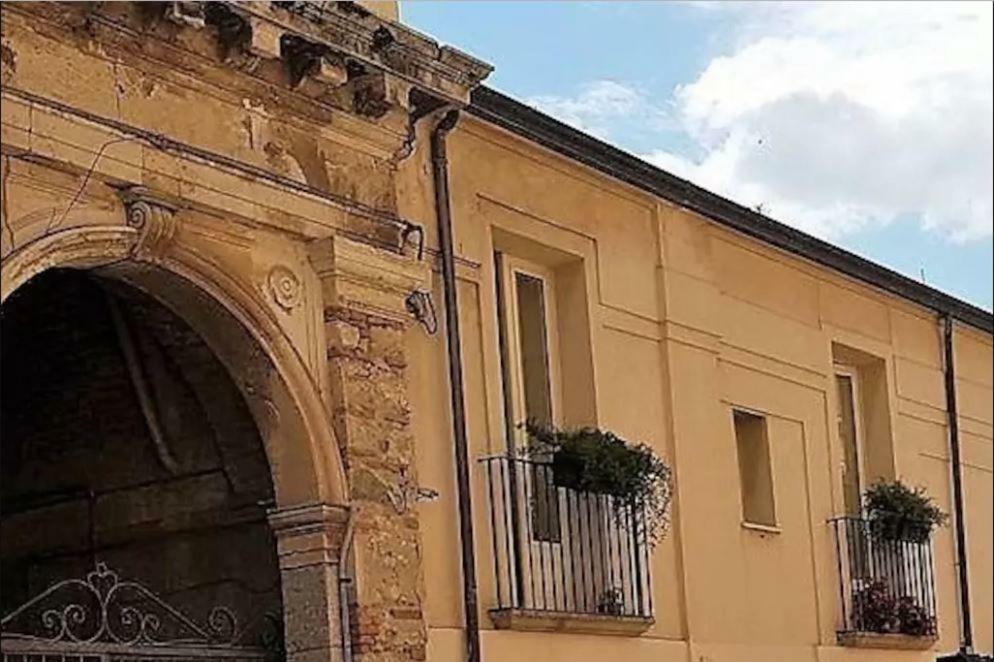 Casa Di Ida Acomodação com café da manhã Locri Exterior foto